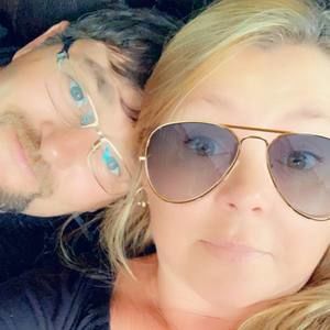 Meet your Posher, Sherry